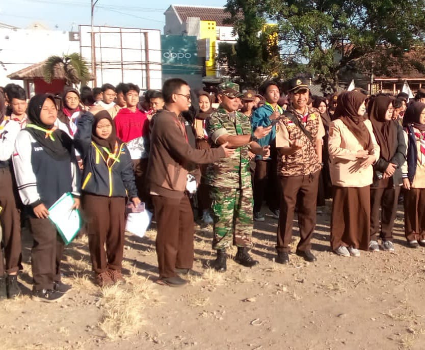 Siswa Kelas X SMAN 9 Garut Gelar Perkemahan Pramuka untuk Bentuk Karakter Positif Siswa Kelas X SMAN 9 Garut Gelar Perkemahan Pramuka untuk Bentuk Karakter Positif