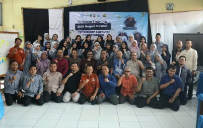 Menguatkan Karakter, Membangun Generasi Unggul: IHT Pendidikan Karakter Pancawaluya di SMA Negeri 9 Garut